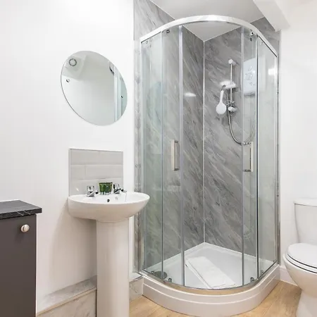 Newark Apartments: Ideal For Contractors With Parking Balderton Exterior photo