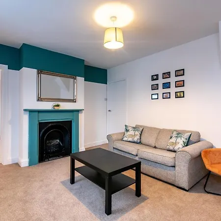 Newark Apartments: Ideal For Contractors With Parking Balderton Exterior photo
