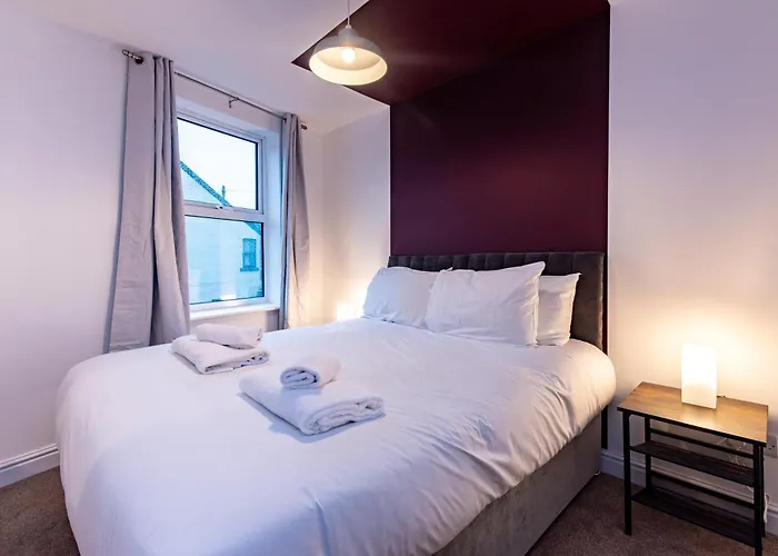 Newark Apartments: Ideal For Contractors With Parking
