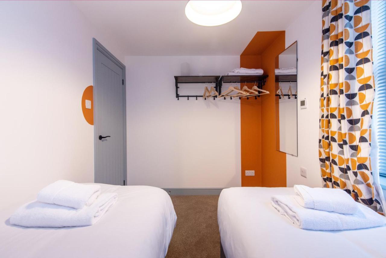 Newark Apartments: Ideal For Contractors With Parking