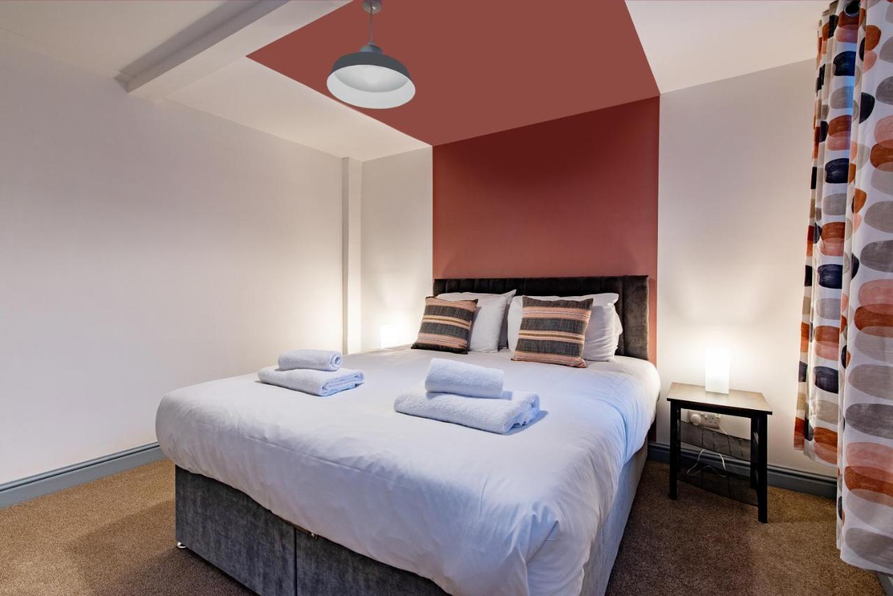 Newark Apartments: Ideal For Contractors With Parking *